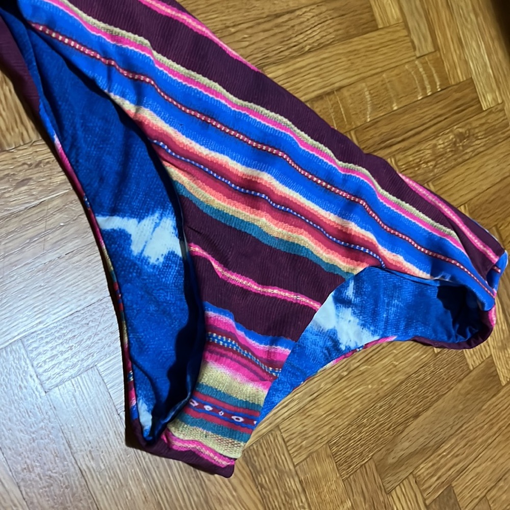 Billabong reversible cheeky bikini bottoms
